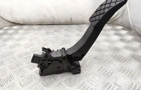 Audi Q4 e-tron Accelerator throttle pedal 1EC723503