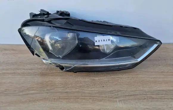 Volkswagen Golf Sportsvan Headlight/headlamp 517941006C