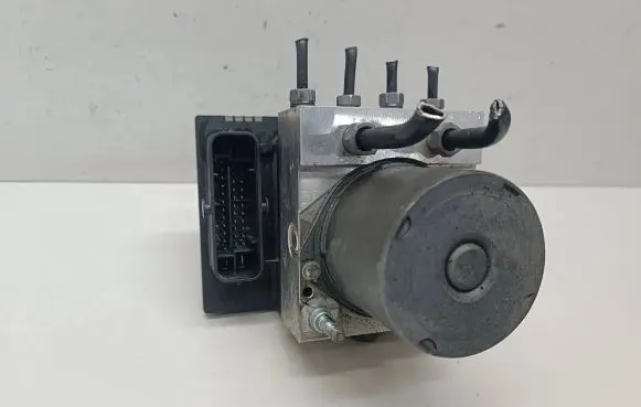 Peugeot 508 ABS Pump 9677032180 97RAE11423420