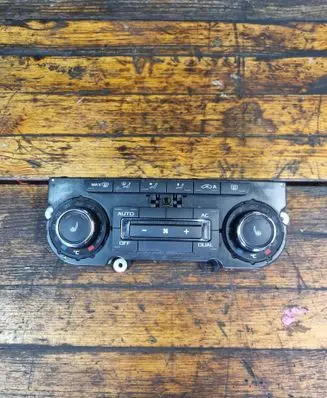 Skoda Superb B6 (3T) Climate control unit 3T0907044N