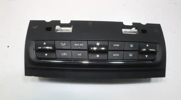 Maserati Ghibli Interior fan control switch 06700749200