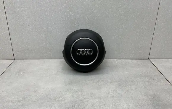 Audi A1 Steering wheel airbag 8X0880201C