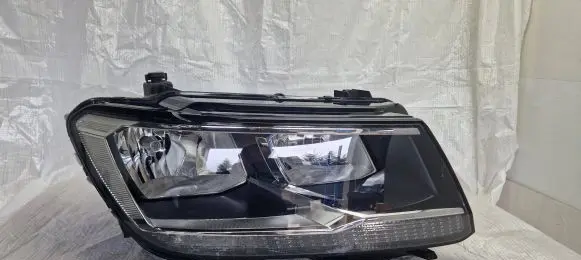 Volkswagen Tiguan Headlight/headlamp 5NB941006B