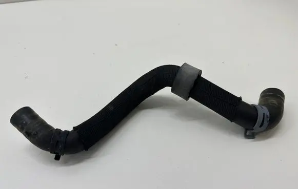 Volkswagen Golf Sportsvan Engine coolant pipe/hose