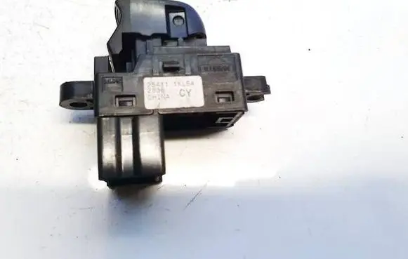 Nissan Leaf I (ZE0) Electric window control switch 254111kl5a