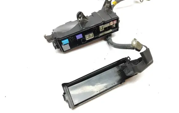 Lexus IS III XE30 Fuse box set 7501YA1 8266253240