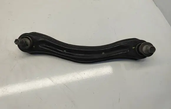 Dodge Durango Rear control arm 52124821AC 68253181AA