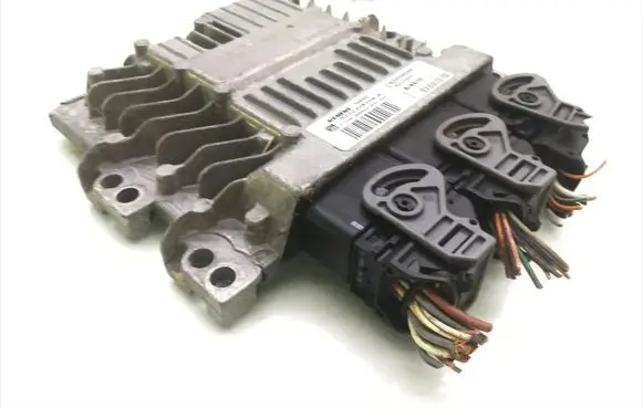 Renault Megane II Engine control unit/module 8200565863 8200592611 S122326109A
