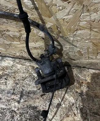 Mini One - Cooper Clubman R55 Rear brake caliper