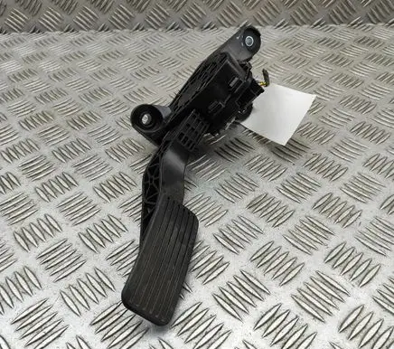 KIA Niro Accelerator throttle pedal 32728AT900