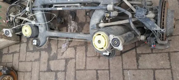 Mercedes-Benz E AMG W212 Front brake caliper A212