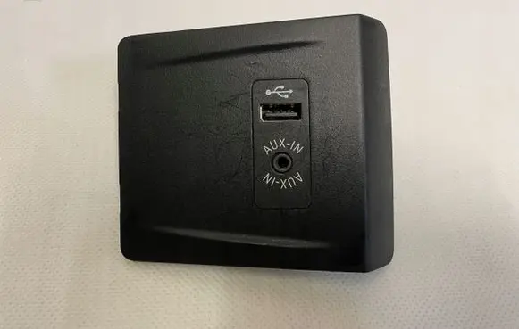BMW 2 F45 USB socket connector 9284253