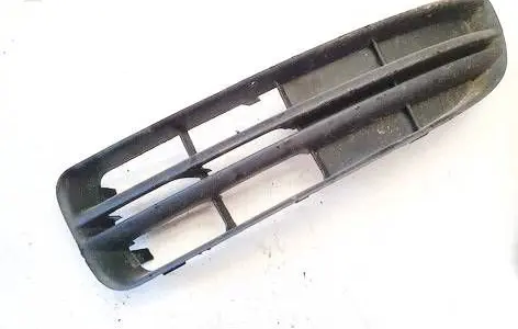Skoda Superb B5 (3U) Front bumper lower grill 3U0853665