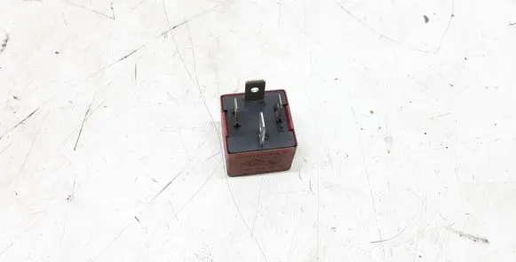 Opel Vivaro Other relay 7700844682A