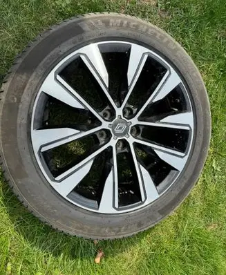 Renault Austral R19 alloy rim 403004862R 403004873R