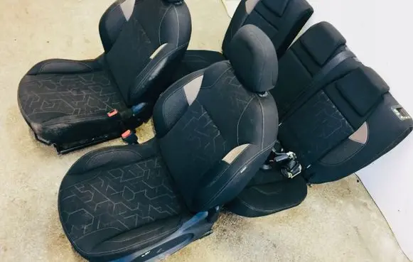 Peugeot 2008 I Seat set 
