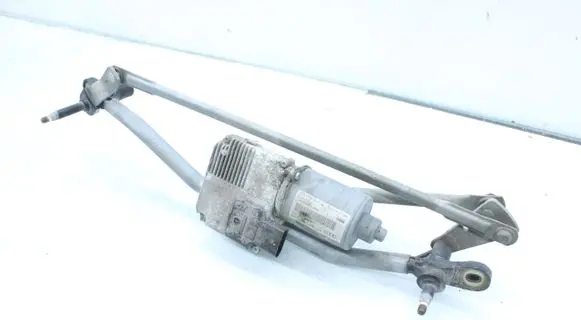 Audi A5 Sportback 8TA Front wiper linkage and motor 8T1955119D