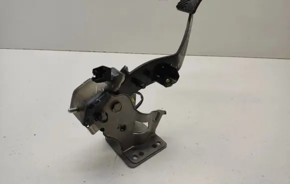 Clutch pedal