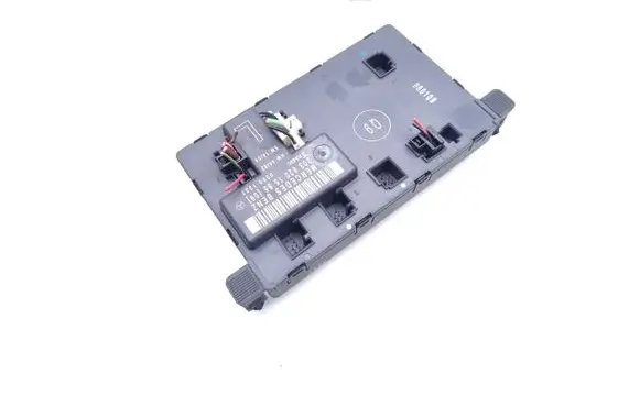 Mercedes-Benz C W203 Door control unit/module 2038201585