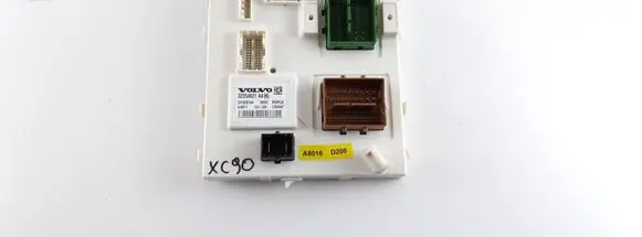 Volvo XC90 Comfort/convenience module 32254021AA 90301544 32254021