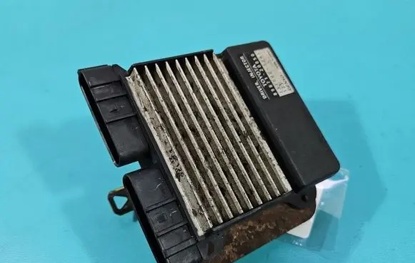 Toyota Corolla Verso E121 Central body control module 89871-20050 IMPRK1534069