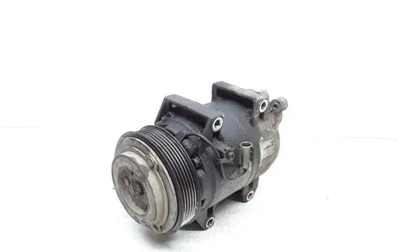 Volvo XC70 Air conditioning (A/C) compressor (pump) 30761388 P30761388
