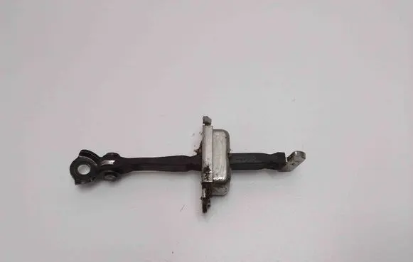 Toyota Yaris Front door check strap stopper