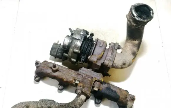 Volkswagen Golf IV Turbo 038145701a 4541591