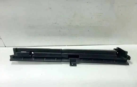 Volvo XC60 Centre console side trim rear 32205625
