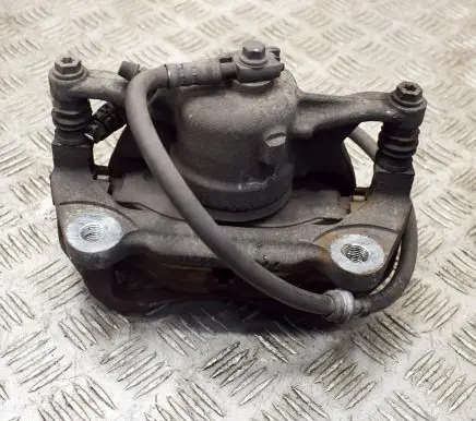 Skoda Octavia Mk3 (5E) Front brake caliper