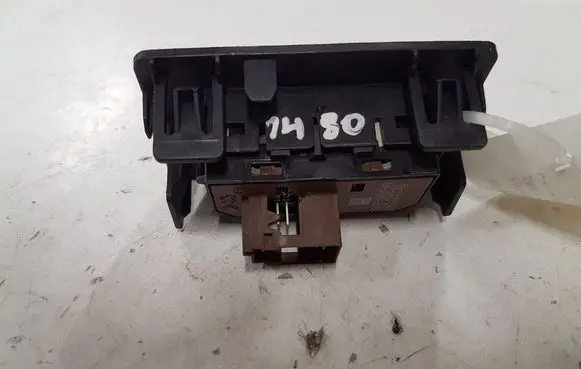 Citroen DS3 Traction control (ASR) switch 3398050101