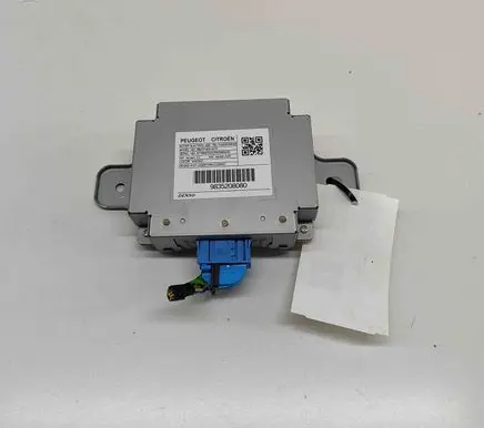 Citroen C4 III e-C4 Video control module 9835208080