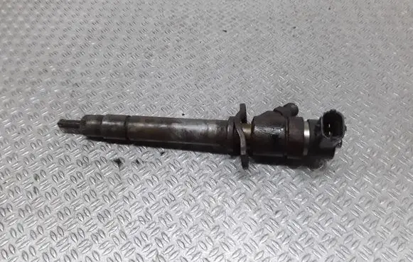 Volvo S60 Fuel injector 0445110078
