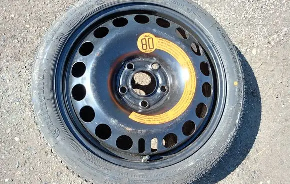 Fiat Croma R16 spare wheel 