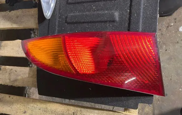 Ford Focus Rear/tail lights 1M5113404