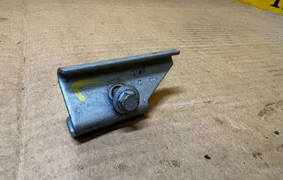 Dacia Sandero III Battery bracket 83100R