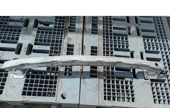 Renault Megane II Rear bumper support beam 8200484898