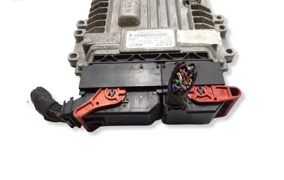 KIA Venga Engine control unit/module 391302A302 28305510 2305510310270092