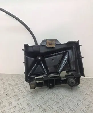 Skoda Fabia Mk2 (5J) Battery tray 6Q0915331D