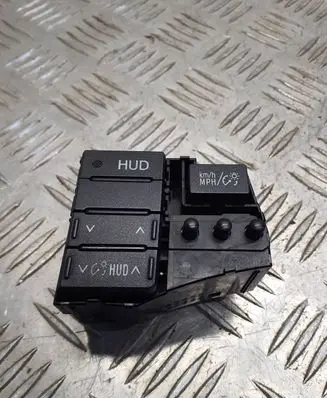 Toyota Prius (XW30) Other switches/knobs/shifts 75D800 1471G97