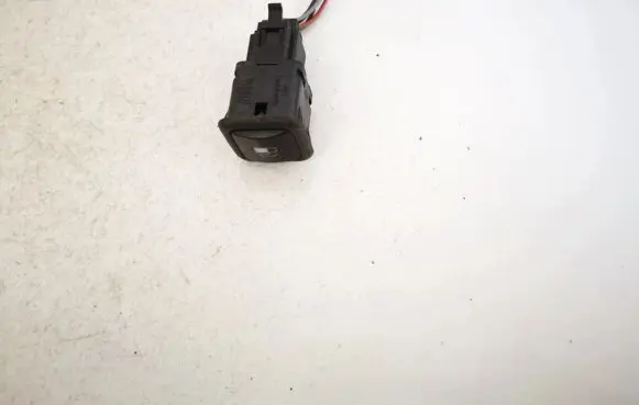 Volkswagen Golf IV Fuel tank opening switch 3B0959833A