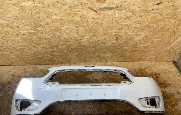 Ford Focus Front bumper F1EB-17757-A R0206