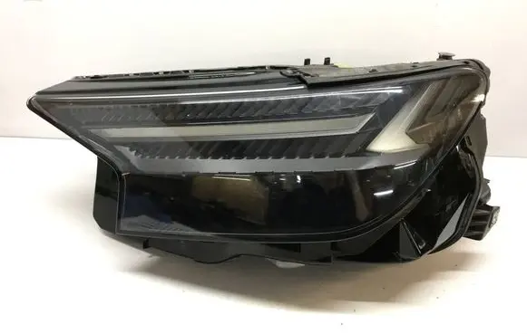 Audi Q4 Sportback e-tron Headlight/headlamp 89A941035D L474958