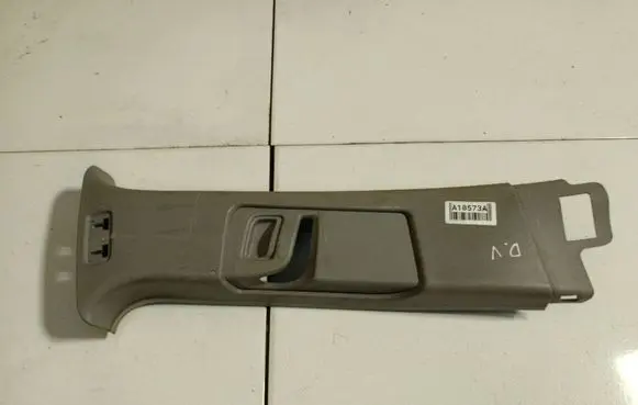Opel Zafira B (B) pillar trim (top) 322225226