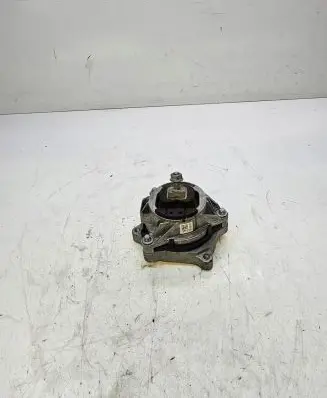 BMW 4 F36 Gran coupe Engine mount bracket 685941301