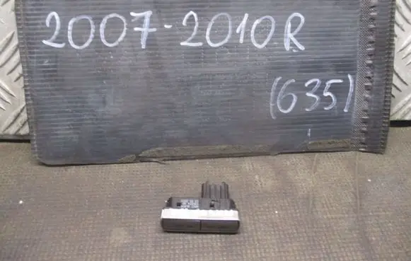 Ford Mondeo MK IV Windscreen/window heater switch 