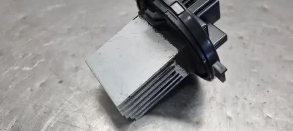 Mazda CX-5 Heater blower motor/fan resistor KD47A03