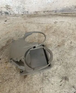 Cup holder front