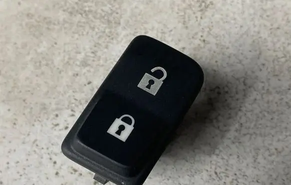 Volvo V50 Central locking switch button 30669958 30669957