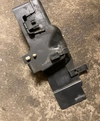 Volvo S60 Intercooler air guide/duct channel 30796473 MDN7A